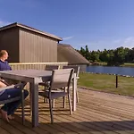 Strandby Kaeringsund Huvilat Eckero