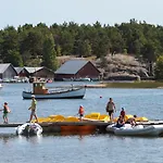 Huvilat Strandby Kaeringsund