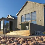 Huvilat Strandby Kaeringsund
