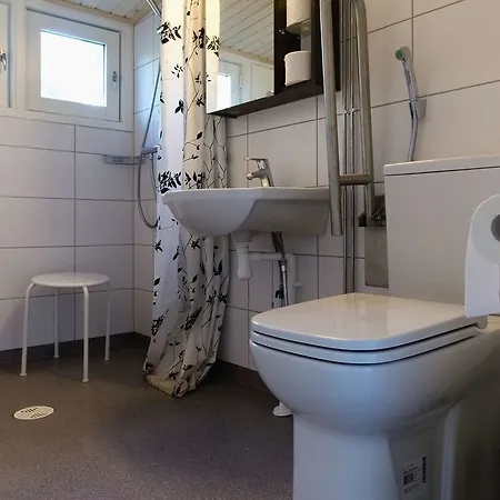 Strandby Kaeringsund Villa *